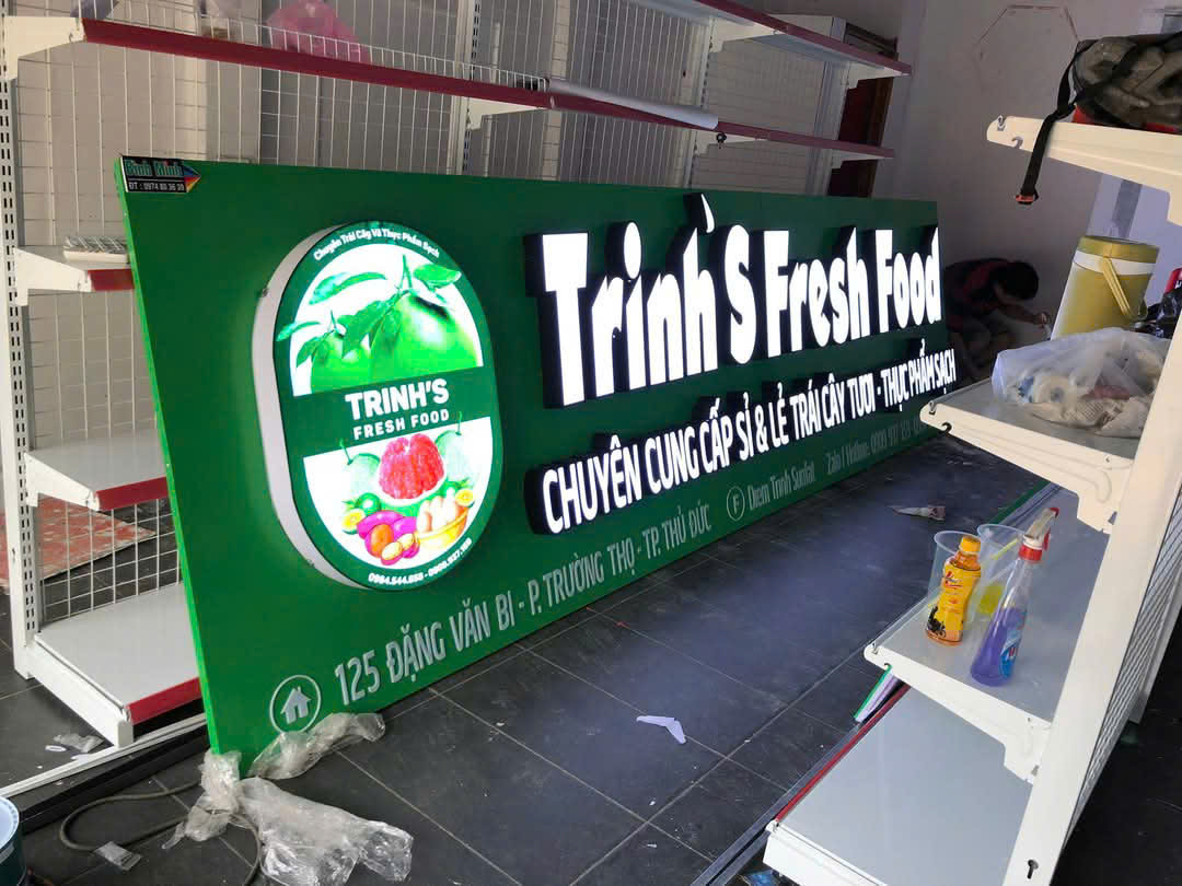 Hộp đèn quảng cáo